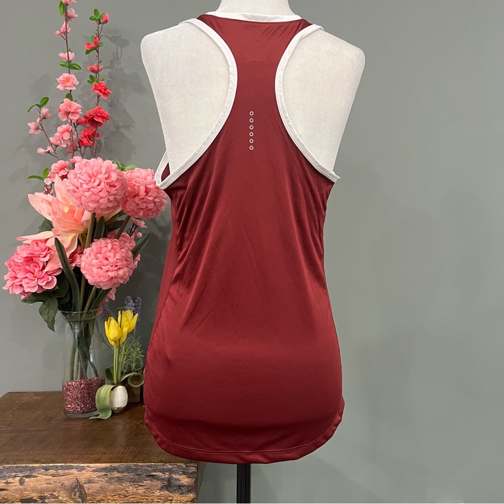 Nike Tank Top - Picture 5 of 11